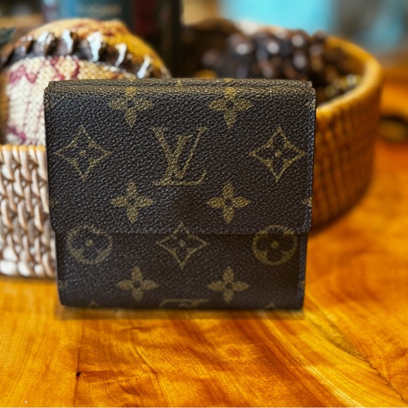 Louis Vuitton
Monogram Pattern Coated Canvas Elise - Picture 3 of 17